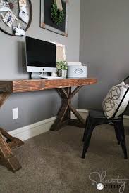The plan for the matching chair is also included. 25 Stylish Diy Desks