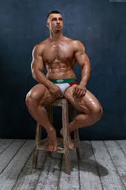 Russian Muscle Man Oleg Dedov Has A Fine Physique - Nude Men, Nude Male  Models, Gay Selfies & Gay Porn