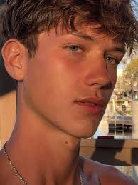 Kurt Strauch (strauchkurt29) — профиль