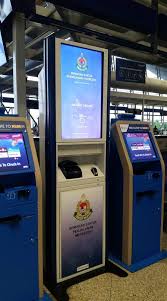 Kaedah alternatif lain dalam membuat semakan status imigresen adalah dengan menghubungi pusat panggilan 1malaysia (1mocc) di 03. à¦Ÿ à¦‡à¦Ÿ à¦° Imigresen Malaysia Orang Ramai Dinasihatkan Membuat Semakan Status Perjalanan Imigresen Senarai Hitam Sebelum Merancang Keluar Negara Https T Co 5tlpcbi5he Beberapa Mesin Semakan Status Perjalanan Imigresen Telah Ditempatkan