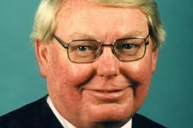 Colin Wakefield's Instagram, Twitter & Facebook