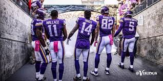 A #VikingsVictory always looks better through the lens! PHOTOS:  https://t.co/WnalVoBjb6