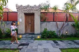 Alasan menggunakan pagar besi dengan model minimalis lebih diminati adalah karena pagar kayu lebih dan pagar bambu lebih … Lingkar Warna Desain Pagar Bergaya Etnik