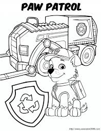 He is a male chocolate labrador pup and the water rescuer of the paw patrol. Ausmalbilder Paw Patrol Bild Paw Patrol Rocky
