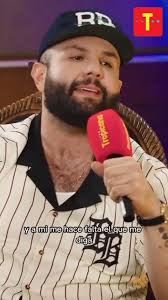 Carín León : ¿ Se viene canción con Silvestre Dangond?