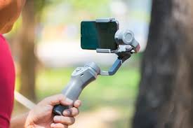 Motors are accurate to 0.01°. 8 Best Gimbals For Iphone 11 11 Pro And 11 Pro Max In 2020 Beebom