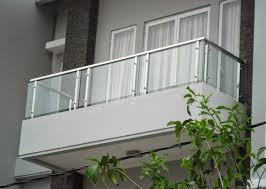 Railing tangga dari blok kayu seperti ini cocok buat kamu yang suka tangga model tertutup. Pin Di Ideas For Mum S Home