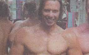 Το σωμα & υγεια προτεινει. Pws Foyskwse Etsi O Stratos Tzwrtzogloy Zappit