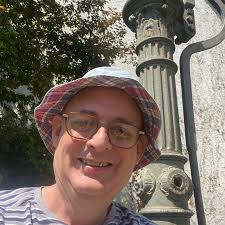 Did a carnival with a shark tank visit Mac fairgrounds?