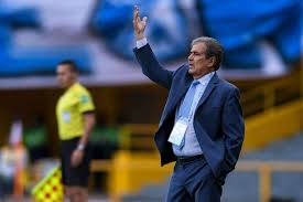 | este será el tercer ciclo de pinto en millonarios, al que dirigió entre 1984 y 1985 y consiguió el subtítulo de la liga colombiana ese año, y luego en 1999. Jorge Luis Pinto Renuncio A Millonarios El Espectador