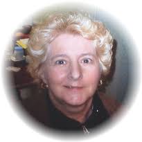 Doris Mailloux's Instagram, Twitter & Facebook