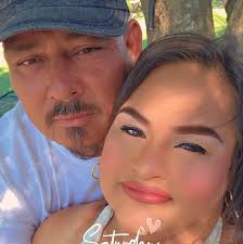 The school supply lists are here for the new school year! The required  items by grade level are included from Pre-Kindergarten to high school.  Students report back to school Monday, August 16. ¡