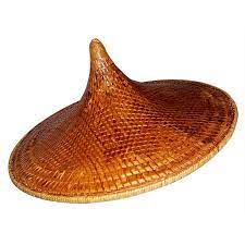 Large Chinese Conical Shaped Hand Woven Hat 1stdibs Com Woven Bamboo Hats Bamboo Hat
