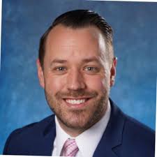 I 'fell in love' with the work of the American Cancer Society during my  undergraduate studies in public health at Rutgers University (New  Brunswick, NJ).