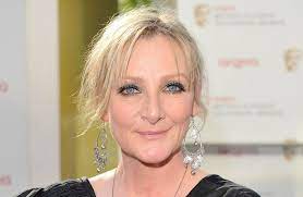 Lesley sharp (tv actress) was born on the 3rd of april, 1960. Lesley Sharp Meets Brother And Sister She Never Knew Existed On Who Do You Think You Are Mirror Online