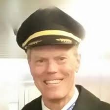 The Window Seat Pilot: Singleton, Robert "Russ": 9798343335491: Amazon.com:  Books