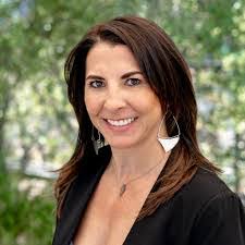 Dawn Ramos's Instagram, Twitter & Facebook