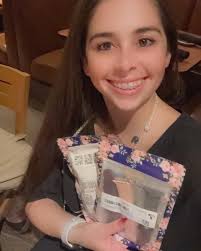 Celebrating Jolene & Alicia's (my) birthday! 🥳 🎂 🎉 Celebrating with the  family is always the best! We got awesome food, the best company & lots of  laughs to go around! I