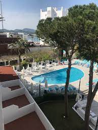 Where S Good To Eat In San Antonio Ibiza Travel Guide Ibiza Travel San Antonio Ibiza Ibiza