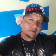 Esta bien amor comparto contigo por eso te respondo Ami me pasa lomismo que  a ti, responde y hablamos dime Edgar