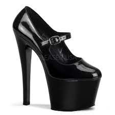 Plateau d'égouttage pour chaussures pour un sol propre. Chaussures Extremes Noires Vernies Talon Haut 18cm