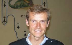 Du luxe au séminaire. Le parcours atypique d'Alanic