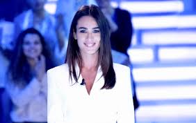 Silvia toffanin intervisterà ilary blasi, all'esordio alla. Verissimo Puntata Oggi Intervista A Sinisa Mihajlovic E Michele Bravi Video