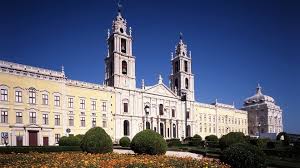 It lies near the atlantic ocean, 18 miles (29 km) northwest of central lisbon, and constitutes a parish of that city. Palacio Nacional E Convento De Mafra Www Visitportugal Com