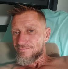 How to repair and paint a concrete trench around a skimmer?