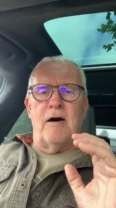 Graduation Day, it’s time for your next move! Join me at 2010 S. Barrett  Place in Sioux Falls today from 1 PM to 2:30 PM. You don’t wanna miss this  loft style living