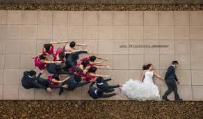 For all photography sessions, we aspire to create works of art, focusing on creative compositions and natural moments. 28 Ideas To Shoot Fun And Creative Wedding Photos Hongkiat