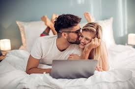 Frasi romantiche per san valentino. San Valentino 2019 Frasi Citazioni E Testi Di Canzoni Da Inviare