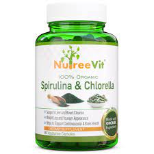 However, there are a few key differences between them. Spirulina Chlorella Veggie Capsules The World S First Superfood