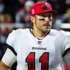 Buccaneers' Blaine Gabbert Helped Rescue Family From Sinking Helicopter