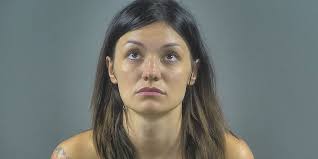 Alvaton woman charged with burglary