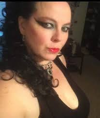 Kami Griffin's Instagram, Twitter & Facebook