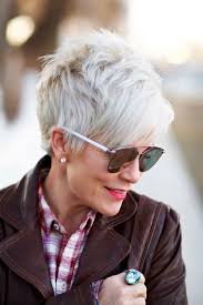 Quelle modele pour femme femme. Ø§ÙØªÙÙÙØ² Ø¹ÙÙ Ø£Ø³Ø§Ø³ Ø§ÙØ¬ÙØ³ ØªØ¹Ø²ÙØ² ÙÙÙÙ ÙØ±Ù Coupe Courte Femme 50 Ans Avec Lunettes Findlocal Drivewayrepair Com