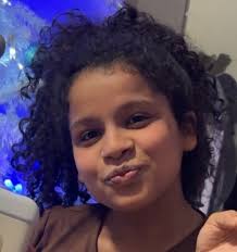 🚨 ANSONIA POLICE DEPARTMENT SEEKING PUBLIC'S HELP TO LOCATE MISSING  SISTERS EVETTE AND IRENE WILLIAMS IN ANSONIA, CONNECTICUT 🚨 Evette Williams  (age 16) and her sister Irene Williams (age 14) have been