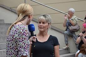 Get to know every information about the reporter, including her wikipedia and personal facts here. Auftakt Fur Mdr Vereinssommer In Meerane Meeta Girls Prasentierten Phantastisches Showprogramm Stadt Meerane