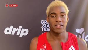 El velocista dominicano Alexander Ogando brilló este viernes en la segunda  fecha del Grand Slam Track (GST), celebrada en Miami, al obtener el segundo  lugar en los 200 metros planos con un tiempo de ...