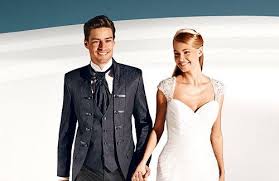 Maybe you would like to learn more about one of these? Brand Moden Leidersbach Einer Der Grossten Brautausstatter Deutschlands Brautkleider Hochzeitsanzuge Brautmode Hochzeitsanzug Kleid Hochzeit