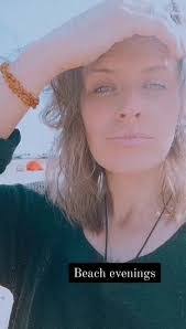 Rhiannon Thomas's Instagram, Twitter & Facebook