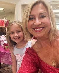 Joy Dann's Instagram, Twitter & Facebook