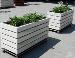 20 Creative Diy Wooden Planters For Your Amazing Garden Trenduhome Modern Planters Outdoor Diy Wood Planters Diy Planters Outdoor