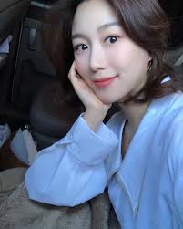 Burgeoning film and television star. Lee Da In Photos Facebook