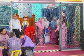 Warissa buat hall di sk danau kota bersama alyssa dezek. Lawatan Penanda Aras Dari Sk Danau Kota 2 Ke Surau Ar Raudhah