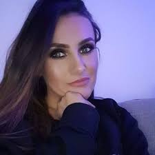 Nadine Mclaughlin's Instagram, Twitter & Facebook