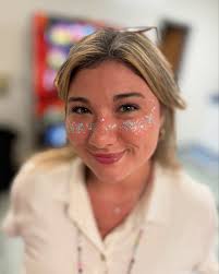 Glitter Bar! ✨ @hallkentpto @hkelemschool What a special way to end the  week! I appreciate our teachers and staff!!! #glitterbar