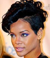 Back in 2019, rihanna did an interview with sarah paulson for interview and revealed that she always wanted short hair earlier on in her career, but her mom wouldn't allow her to make such a. A Look At Rihanna S Best Hairstyles Thus Far Which One Is Your Fave Rihanna Hairstyles Rihanna Short Hair Rihanna Short Haircut