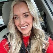 Erica Whitehurst's Instagram, Twitter & Facebook